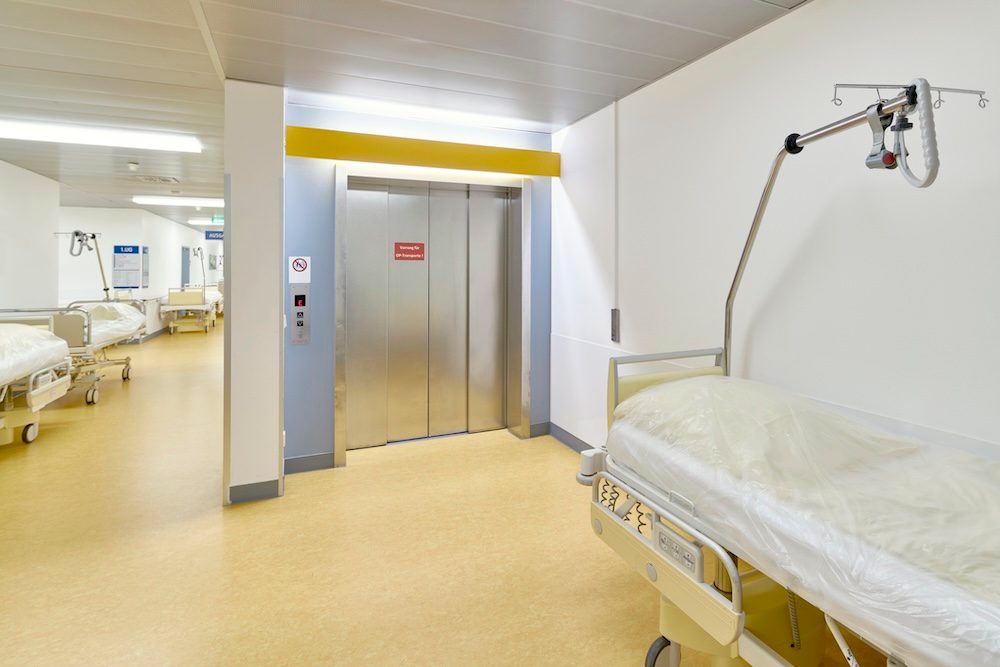 Aufzug im Krankenhaus